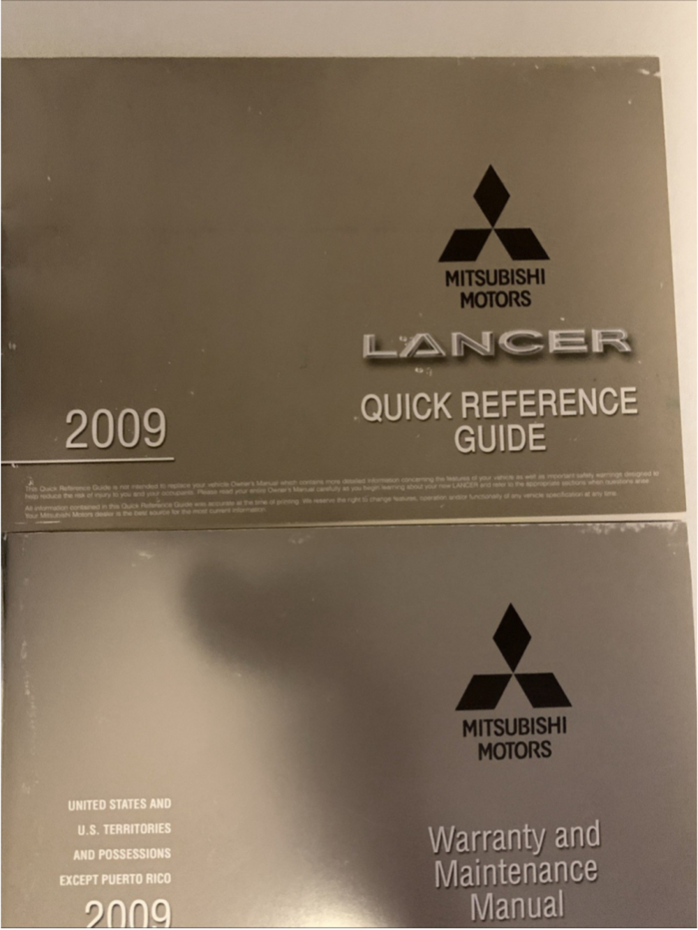 2009 Mitsubishi Lancer (Sedan / 2.0L / AT) Owners Manual - Hardly Used - Picture 4 of 12